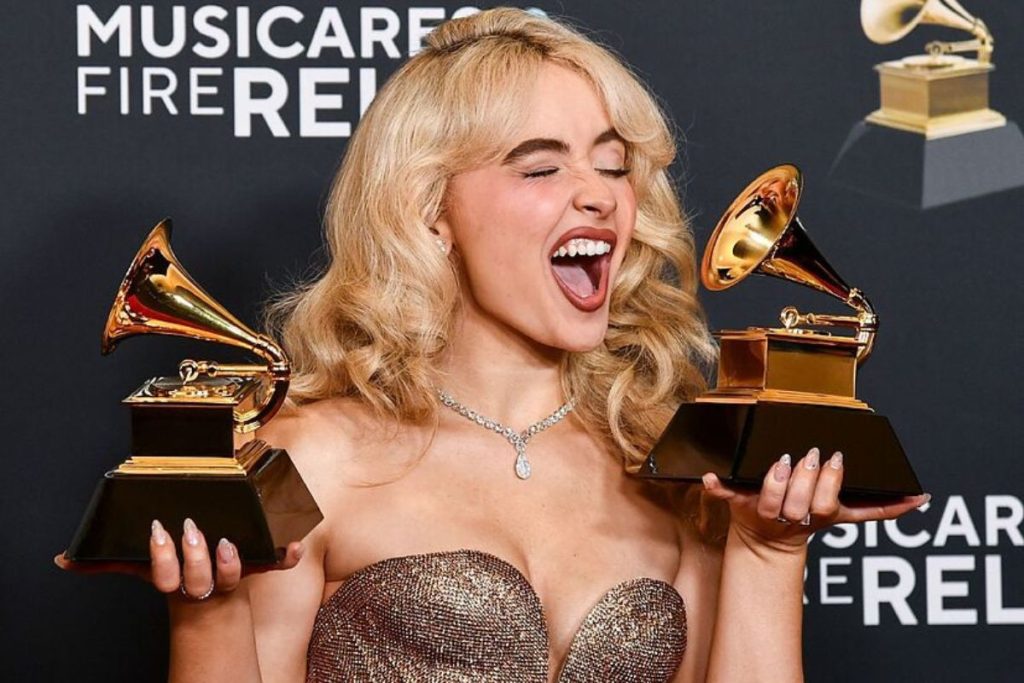 sabrina carpenter net worth Personal Life